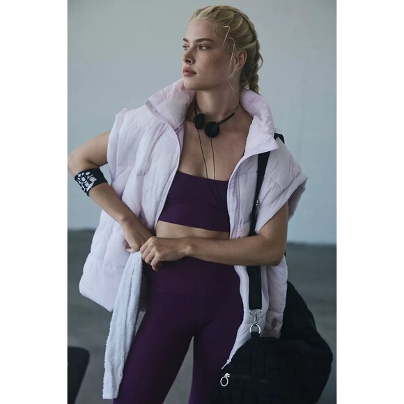 FREE PEOPLE Movement In A Bubble Puffer Vest in Rose Quartz Size X-Small - Picture 9 of 10
